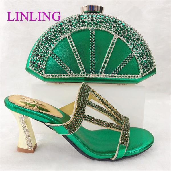 dress shoes 2021 and special design woman matching bag set nigerian style pumps for party in green, Black
dress shoes 2021 and special design woman matching bag set nigerian style pumps for party in green, Black