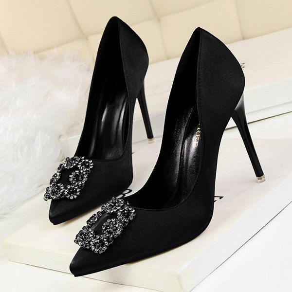 dress shoes 2021 rhinestone silk women pumps elegant high heels pointed toe pink red classic female, Black
dress shoes 2021 rhinestone silk women pumps elegant high heels pointed toe pink red classic female, Black