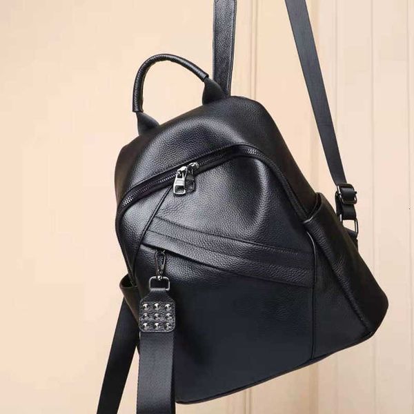 luxury handbags leather bag 2021 women's leisure versatile soft leather backpack large capacity 8631
luxury handbags leather bag 2021 women's leisure versatile soft leather backpack large capacity 8631