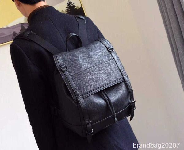 2019 brand fashion luxury designer backpack backpack for both men and women has backpack leather for military style
2019 brand fashion luxury designer backpack backpack for both men and women has backpack leather for military style