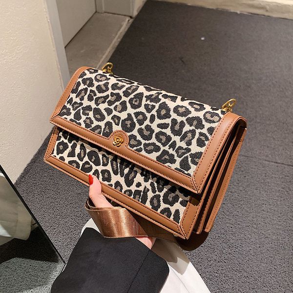 leopard print women's net red versatile small square 2021 new autumn and winter fashion high-grade single shoulder bag
leopard print women's net red versatile small square 2021 new autumn and winter fashion high-grade single shoulder bag