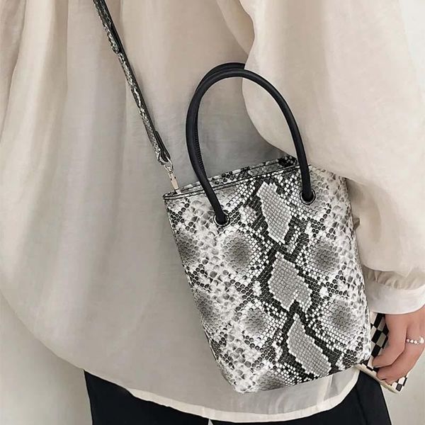 evening bags niche tote crossbody for women mini bucket snakeskin pattern pu leather fashion bag stone square hand
evening bags niche tote crossbody for women mini bucket snakeskin pattern pu leather fashion bag stone square hand