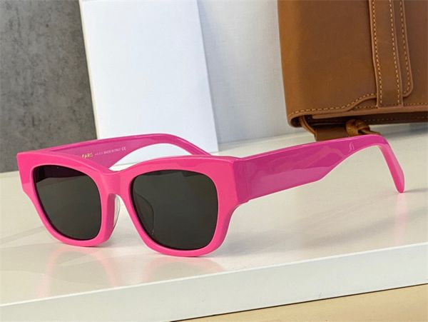 fashion designer 40197 sunglasses for women vintage trend small frame glasses outdoor simple wild style anti-ultraviolet comes with classic, White;black
fashion designer 40197 sunglasses for women vintage trend small frame glasses outdoor simple wild style anti-ultraviolet comes with classic, White;black