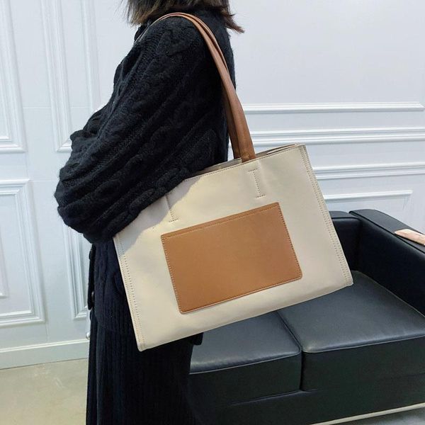 evening bags simple fashion large-capacity shoulder tote bag handbag for ladies vintage totes female portable ol business briefcase
evening bags simple fashion large-capacity shoulder tote bag handbag for ladies vintage totes female portable ol business briefcase