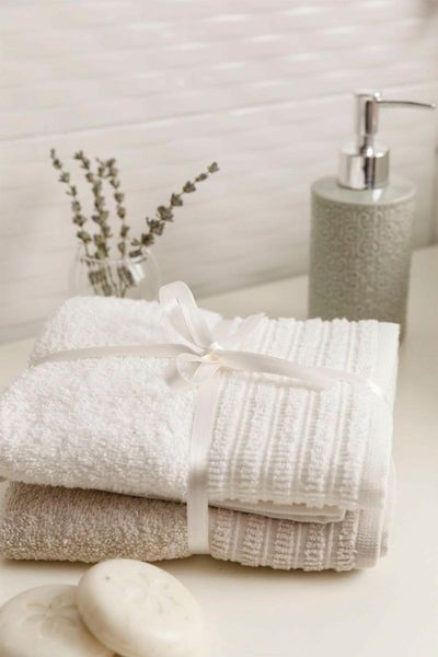 towel hand face bath kitchen cleaning hygiene antibacterial soft custom design silky touch washable resistant quality material 2
towel hand face bath kitchen cleaning hygiene antibacterial soft custom design silky touch washable resistant quality material 2