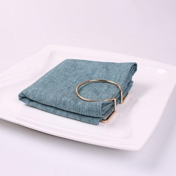 4pcs/golden high-end triangle simple nordic napkin ring for el banquet western etiquette table decoration rings
4pcs/golden high-end triangle simple nordic napkin ring for el banquet western etiquette table decoration rings