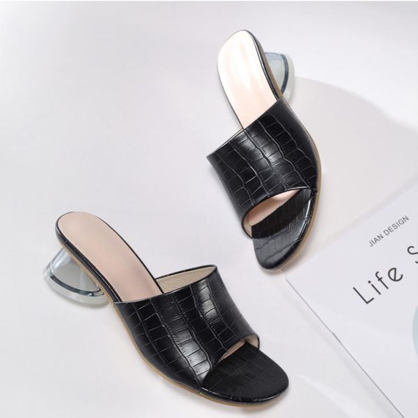 slippers 2021 women pu leather ladies transparent strange style high heels female casual shoes woman summer slides plus size, Black
slippers 2021 women pu leather ladies transparent strange style high heels female casual shoes woman summer slides plus size, Black