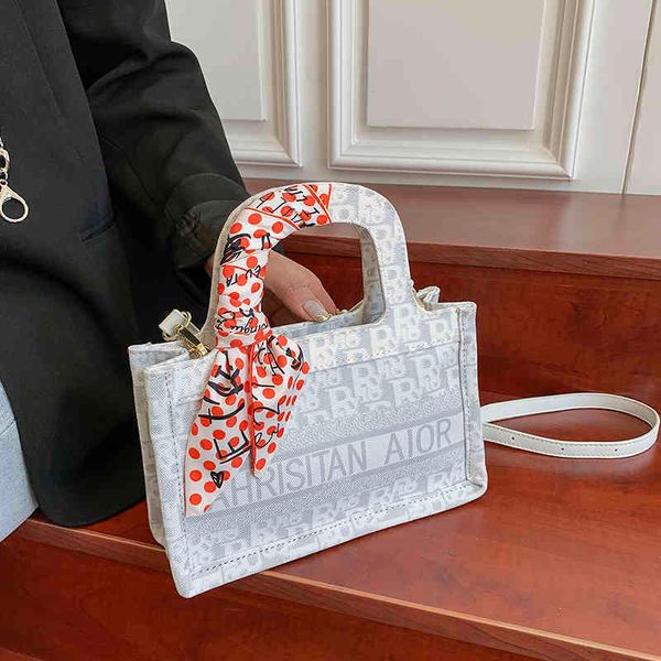 outlet embroidery floral special level care old bag 2021 new high fashion commuting versatile storage bags women's messenger bag yw yw
outlet embroidery floral special level care old bag 2021 new high fashion commuting versatile storage bags women's messenger bag yw yw