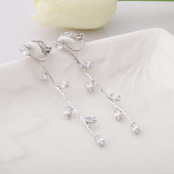 clip-on & screw back luxury gold silver rhinestone clip on earring long tassel ear clips for women without piercing wedding bridal party jew
clip-on & screw back luxury gold silver rhinestone clip on earring long tassel ear clips for women without piercing wedding bridal party jew