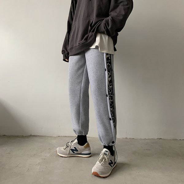 Men Casual Pants Plus Size 3XL Patchwork Leopard Drawstring Loose Straight Trousers with Velvet Male Elastic Waist Fashion Soft, Black
Men Casual Pants Plus Size 3XL Patchwork Leopard Drawstring Loose Straight Trousers with Velvet Male Elastic Waist Fashion Soft, Black