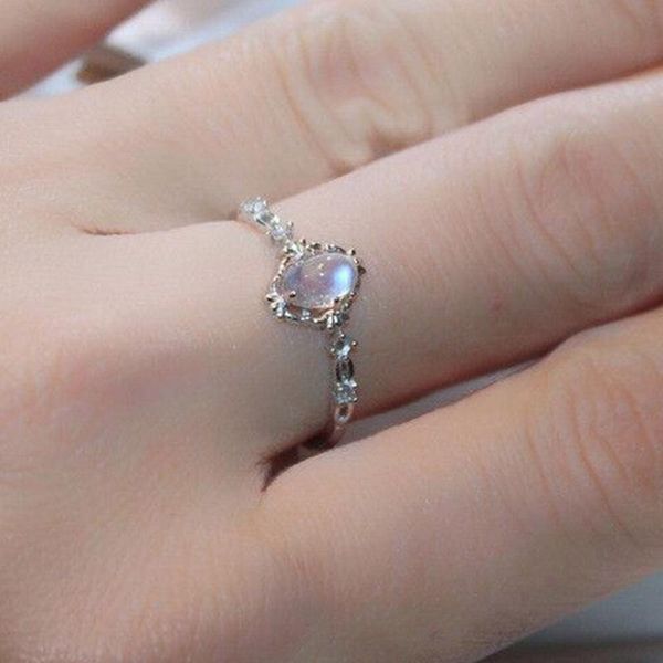 wedding rings moonstone women vintage tibetan ring water drop white stone female fashion jewelry wholesale size 6-10, Slivery;golden
wedding rings moonstone women vintage tibetan ring water drop white stone female fashion jewelry wholesale size 6-10, Slivery;golden