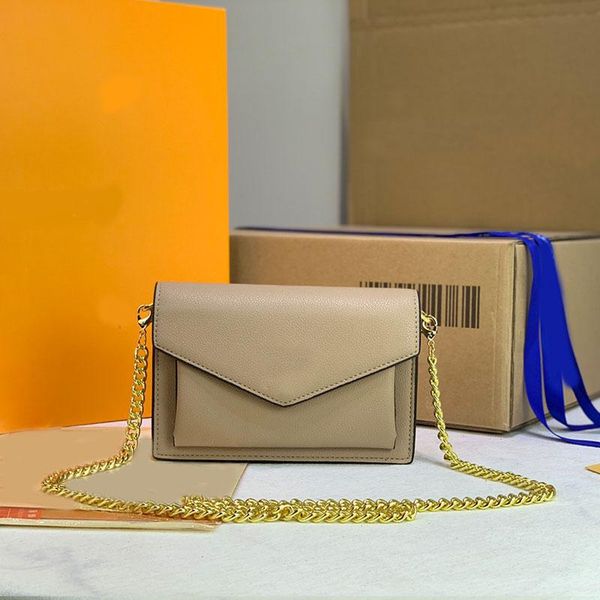 crossbody bag envelope flap bag chain mobile phone bag calf leather shoulder back handbag lady purse lock catch 9923, Black;red
crossbody bag envelope flap bag chain mobile phone bag calf leather shoulder back handbag lady purse lock catch 9923, Black;red