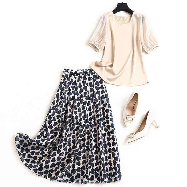 female fashions will see short and print mid calf skirt suit define clothes, Black
female fashions will see short and print mid calf skirt suit define clothes, Black