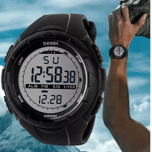 fashion simple sport watch men military watches alarm clock resistant waterproof digital reloj hombre 1025 wristwatches, Slivery;brown
fashion simple sport watch men military watches alarm clock resistant waterproof digital reloj hombre 1025 wristwatches, Slivery;brown