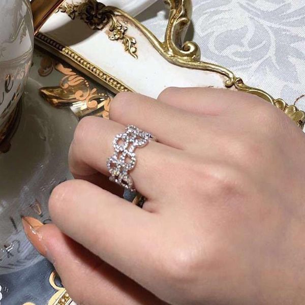 cluster rings style bling double chain 925 sterling silver square hip hop for women man finger ring female jewelry valentine's gift, Golden;silver
cluster rings style bling double chain 925 sterling silver square hip hop for women man finger ring female jewelry valentine's gift, Golden;silver