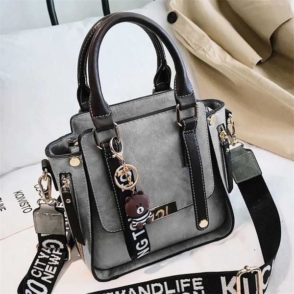 women girl bag fashion handbag lady women's shoulder bag crossbody bags for girl messenger bags leather 211025
women girl bag fashion handbag lady women's shoulder bag crossbody bags for girl messenger bags leather 211025