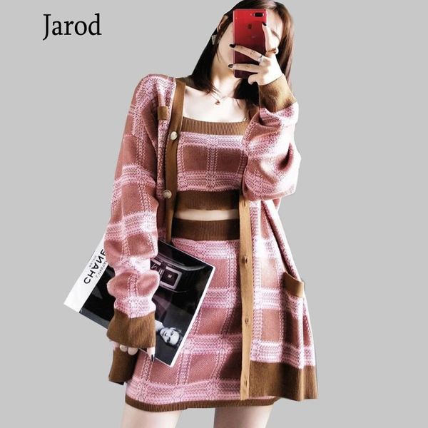 two piece dress autumn fashion 3 pieces set 2021 women casual lattice spaghetti strap crop and cardigan sweaters & sheath bodycon skirt, White
two piece dress autumn fashion 3 pieces set 2021 women casual lattice spaghetti strap crop and cardigan sweaters & sheath bodycon skirt, White
