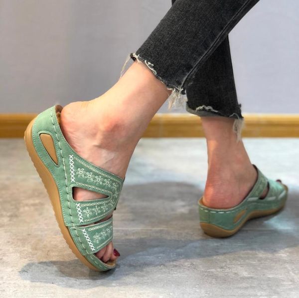 summer women slippers rome retro three-color casual shoes thick bottom open toe sandals beach slip on slides female, Black
summer women slippers rome retro three-color casual shoes thick bottom open toe sandals beach slip on slides female, Black