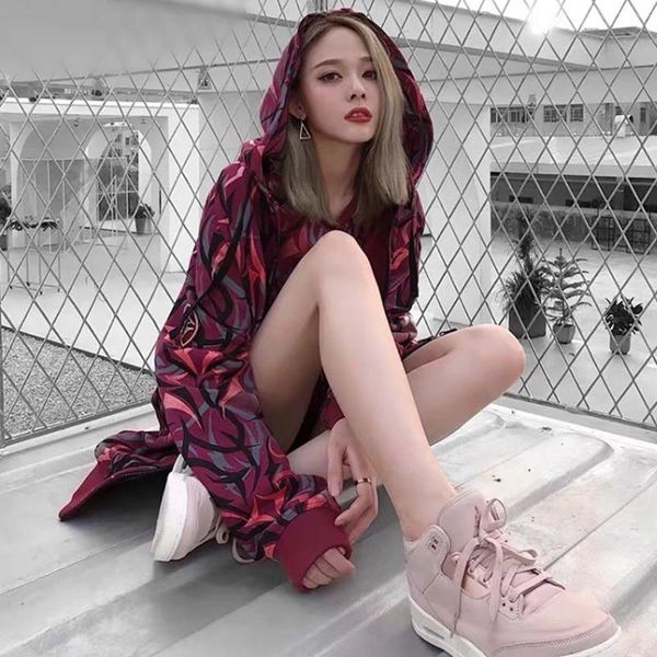 women's jackets women hoodies sweatshirts 2021 autumn winter plus size long sleeve zipper coats female casual thorns printing hooded, Black;brown
women's jackets women hoodies sweatshirts 2021 autumn winter plus size long sleeve zipper coats female casual thorns printing hooded, Black;brown