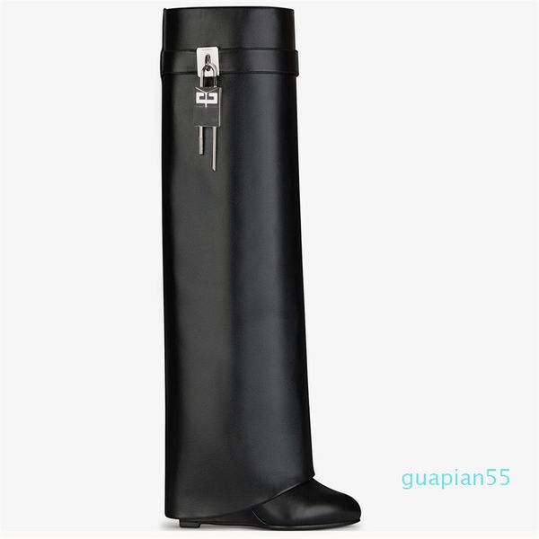 fashion-knee boots leather silver and gold finish asymmetrical metal padlock clad wedge almond shaped toe heel height 9cm, Black
fashion-knee boots leather silver and gold finish asymmetrical metal padlock clad wedge almond shaped toe heel height 9cm, Black