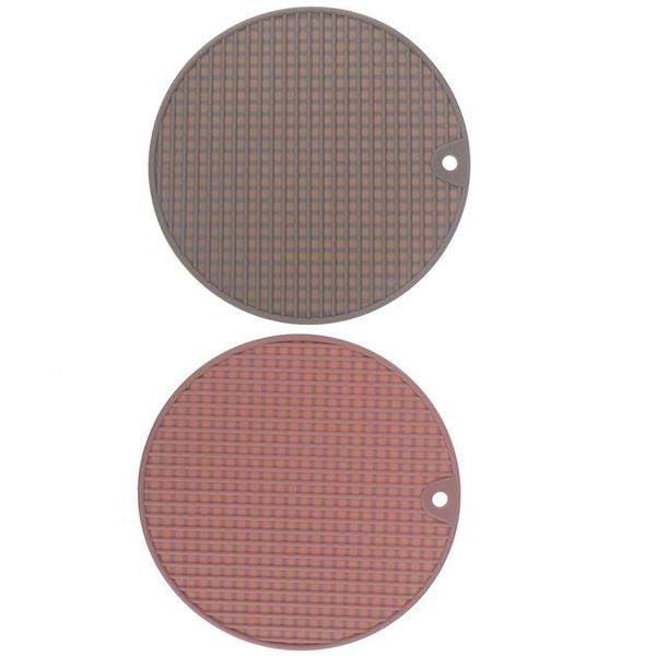 table runner 18*18 cm round heat resistant silicone mat drink cup coasters non-slip pot holder placemat kitchen accessories mats
table runner 18*18 cm round heat resistant silicone mat drink cup coasters non-slip pot holder placemat kitchen accessories mats