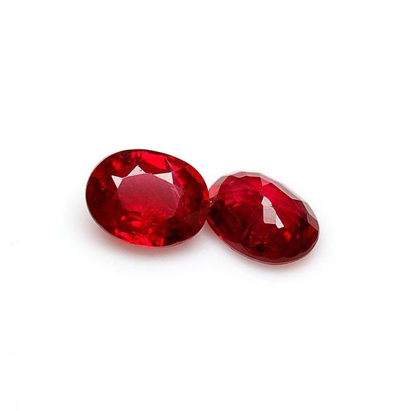 other oval 4*3mm natural ruby for ring 
other oval 4*3mm natural ruby for ring