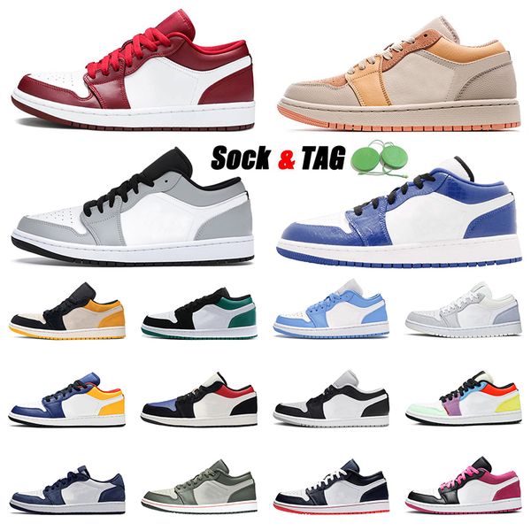 mens sneakers 1 1s low basketball shoes court purple black toe gym red mocha metallic silver paint drip women sport traienrs, White;red
mens sneakers 1 1s low basketball shoes court purple black toe gym red mocha metallic silver paint drip women sport traienrs, White;red