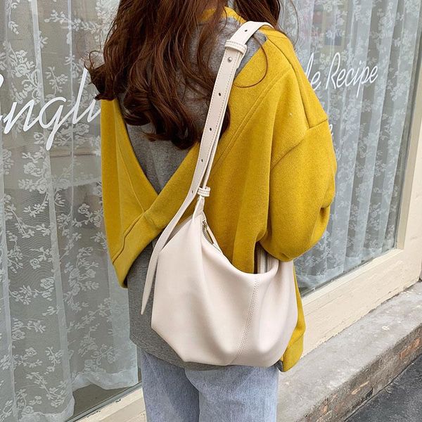 women shoulder dumpling bags vintage hobos bag large-capacity cross-body handbag leisure versatile soild travel totes
women shoulder dumpling bags vintage hobos bag large-capacity cross-body handbag leisure versatile soild travel totes