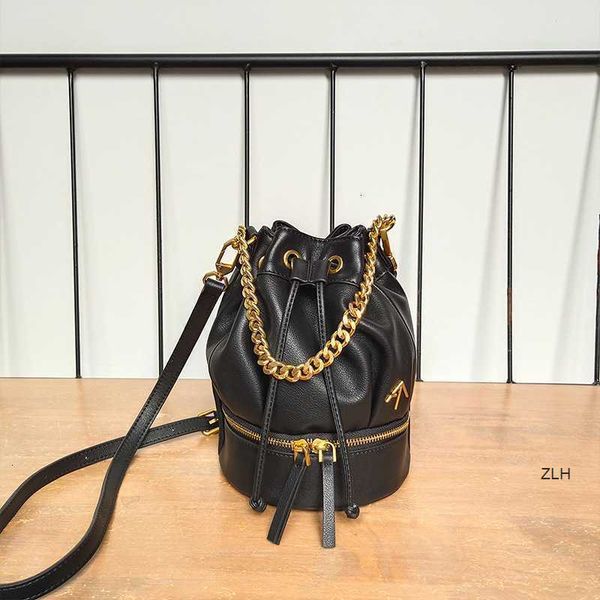 designer luxury bag design hand manu turkish arrow bucket fashion drawstring pleated one shoulder mess women's leather handbag
designer luxury bag design hand manu turkish arrow bucket fashion drawstring pleated one shoulder mess women's leather handbag