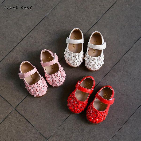 autumn girls shoes princess flower children outdoor wedding soft pu 0-1 years old flat, Black;grey
autumn girls shoes princess flower children outdoor wedding soft pu 0-1 years old flat, Black;grey