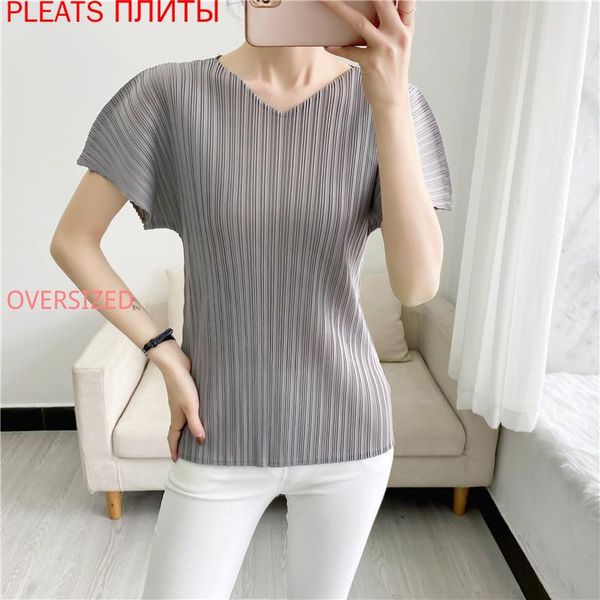 miyake pleated 2021 summer t-shirt fashion slim clothes female v-neck all-match oversized t shirt one piece women's, White
miyake pleated 2021 summer t-shirt fashion slim clothes female v-neck all-match oversized t shirt one piece women's, White
