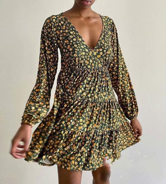 spring summer v-neck floral pleated vintage zaraing-style 2021 women sheining vadiming party dress lkd9886 casual dresses, Black;gray
spring summer v-neck floral pleated vintage zaraing-style 2021 women sheining vadiming party dress lkd9886 casual dresses, Black;gray