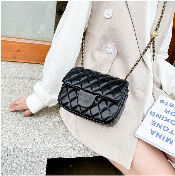 selling new fashion genuine leather shoulder bag lambskin and caviar diamond lattice qui lted flap bag chain handbag
selling new fashion genuine leather shoulder bag lambskin and caviar diamond lattice qui lted flap bag chain handbag