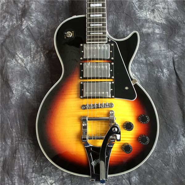 high-quality guitar electric guitars with tremolo, mahogany and 3 pickups. silver pieces
high-quality guitar electric guitars with tremolo, mahogany and 3 pickups. silver pieces