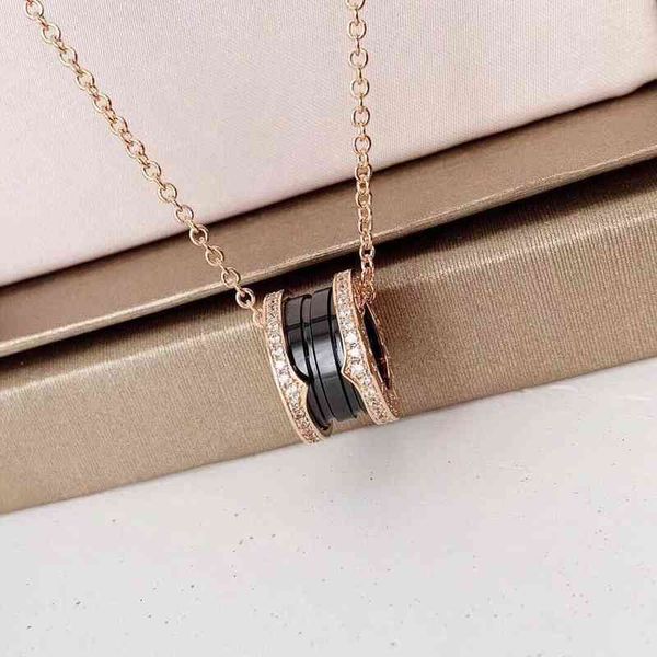 the new ceramic spring, diamond necklace, tiktok, 18k, rose, gold lock, bone chain, and live broadcast., Silver
the new ceramic spring, diamond necklace, tiktok, 18k, rose, gold lock, bone chain, and live broadcast., Silver
