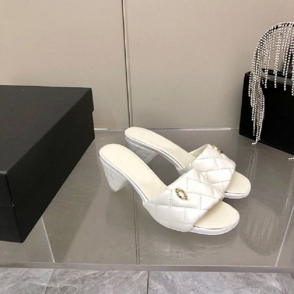 2022 designer women sandals sandals classic slippers real leather slides platform flats shoes sneakers boots with box and dustbag by new01 0, Black
2022 designer women sandals sandals classic slippers real leather slides platform flats shoes sneakers boots with box and dustbag by new01 0, Black
