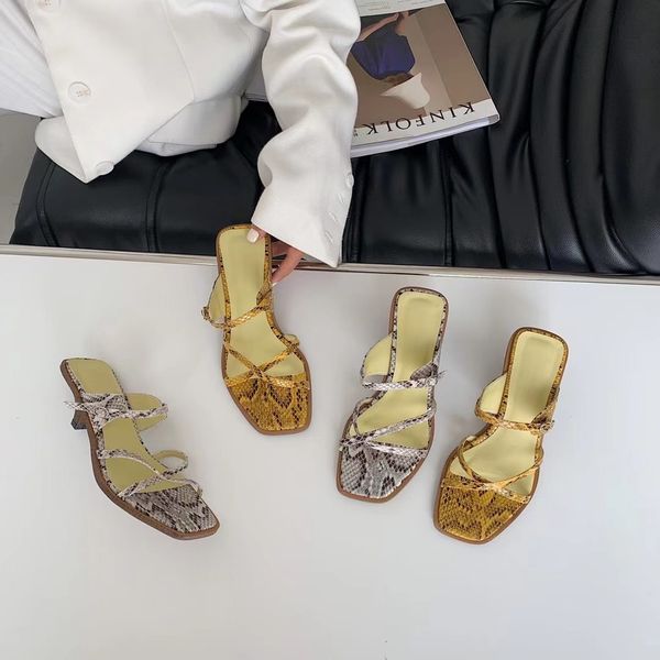 slippers casual women sandals narrow band snake printed shallow slip on thin mid heels slides pumps flip flops size 35-39 a875, Black
slippers casual women sandals narrow band snake printed shallow slip on thin mid heels slides pumps flip flops size 35-39 a875, Black