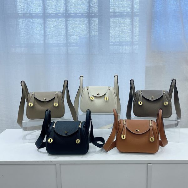 designer bag 2021 new lindi mini single shoulder messenger soft waxy layer togo cowhide doctor nurse tide
designer bag 2021 new lindi mini single shoulder messenger soft waxy layer togo cowhide doctor nurse tide