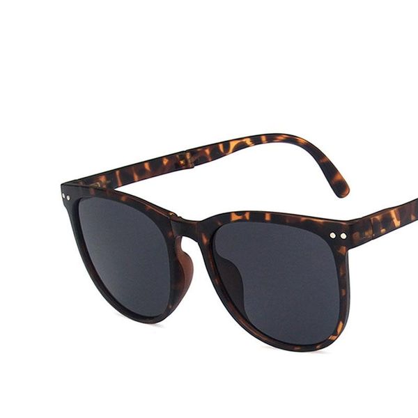 sunglasses vintage anti-ultraviolet can be folded fashion womens the little red book same type of, White;black
sunglasses vintage anti-ultraviolet can be folded fashion womens the little red book same type of, White;black