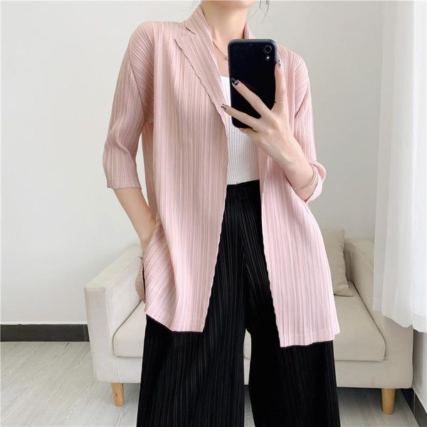 women's jackets ladies turndown collar thin cardigan summer autumn miyak pleated three quarters sleeve solid color fashion slim women j, Black;brown
women's jackets ladies turndown collar thin cardigan summer autumn miyak pleated three quarters sleeve solid color fashion slim women j, Black;brown