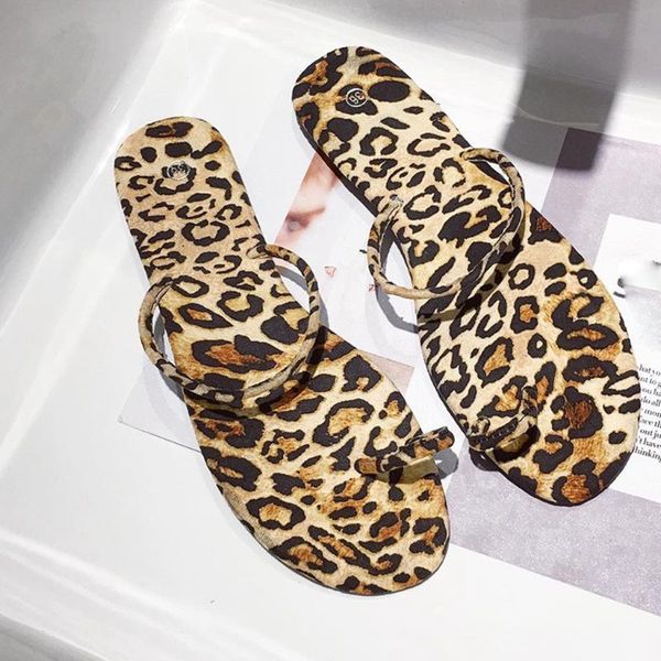 slippers women shoes summer leopard print open toe casual flats platform thongs sandals flip flops for light, Black
slippers women shoes summer leopard print open toe casual flats platform thongs sandals flip flops for light, Black