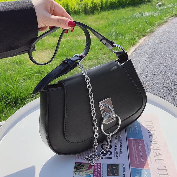 metal chain design small pu leather flap crossbody shoulder bags for women 2021 fashion ladies travel handbags purse totes
metal chain design small pu leather flap crossbody shoulder bags for women 2021 fashion ladies travel handbags purse totes