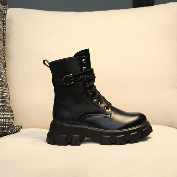 boots 2021 spring women black fashion brand autumn cross-tied lady shoes female warm ankle
boots 2021 spring women black fashion brand autumn cross-tied lady shoes female warm ankle