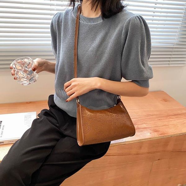 retro underarm bag 2021 spring korean fashion simple western style trendy one-shoulder crossbody handbag cross body
retro underarm bag 2021 spring korean fashion simple western style trendy one-shoulder crossbody handbag cross body