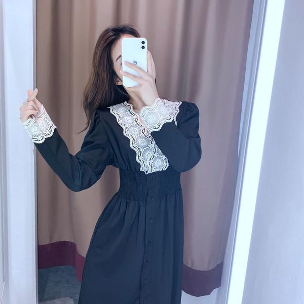 casual dresses 2021 autumn little black rubber band waist lace stitching v-neck mid-length single-breasted cardigan french dress, Black;gray
casual dresses 2021 autumn little black rubber band waist lace stitching v-neck mid-length single-breasted cardigan french dress, Black;gray