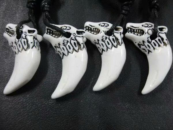 20 pcs wolf tooth men necklace fashion resin head jewelry, Silver