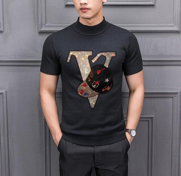 europe style diamond stone short sleeve knitted sweaters male pullovers rhinestones 2022 fashion knitting jumper young men sweater, White;black
europe style diamond stone short sleeve knitted sweaters male pullovers rhinestones 2022 fashion knitting jumper young men sweater, White;black