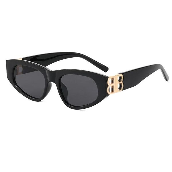 sunglasses personality retro bb small frame male female brand designers outdoor sports driving glasses uv400, White;black
sunglasses personality retro bb small frame male female brand designers outdoor sports driving glasses uv400, White;black
