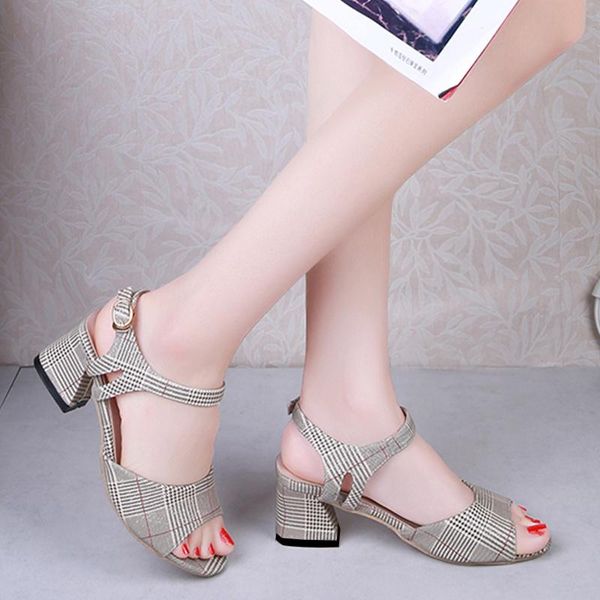 dress shoes 2021 women's sandals classic retro stripe fashion medium heel comfortable inside open toe work wedding heels women u23-05, Black
dress shoes 2021 women's sandals classic retro stripe fashion medium heel comfortable inside open toe work wedding heels women u23-05, Black