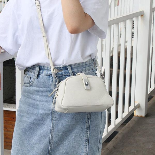 evening bags women's bag 2021 fashion leather one shoulder slanted designer small square
evening bags women's bag 2021 fashion leather one shoulder slanted designer small square